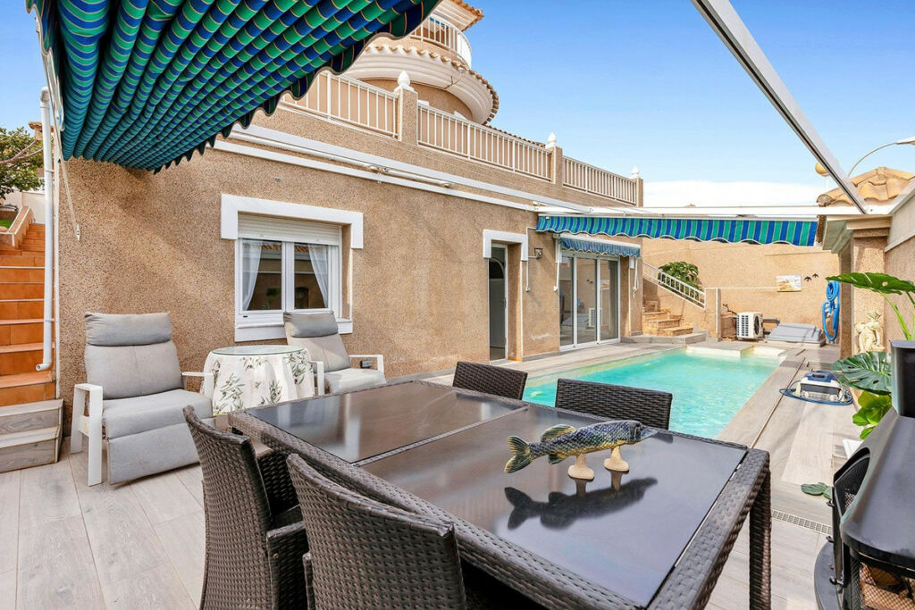 Detached Villa Torrevieja Alicante - zdjęcie 38
