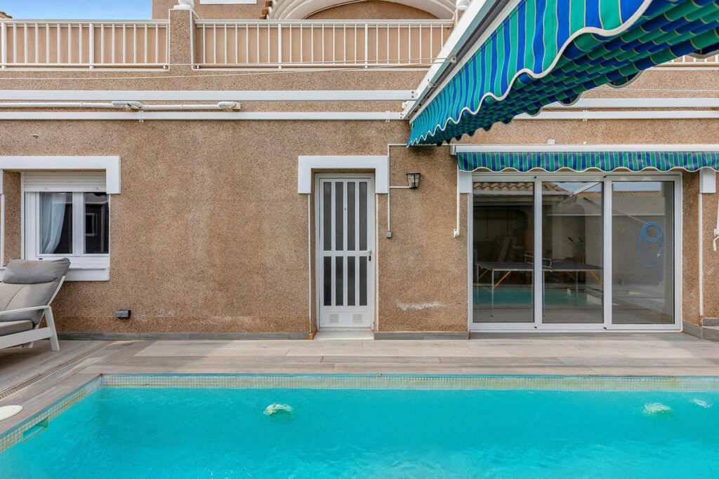 Detached Villa Torrevieja Alicante - zdjęcie 41