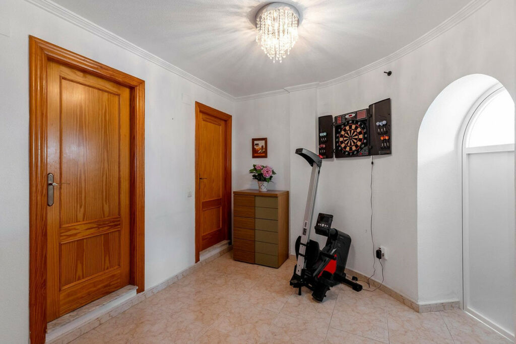 Detached Villa Torrevieja Alicante - zdjęcie 42