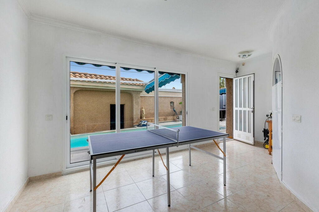 Detached Villa Torrevieja Alicante - zdjęcie 43