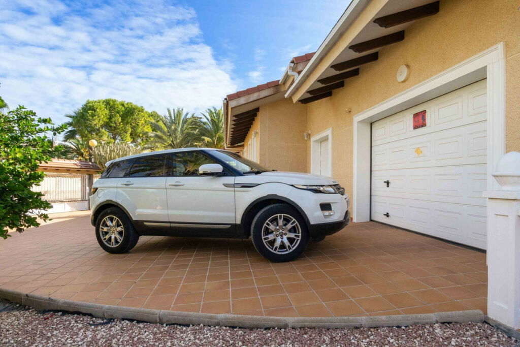 Detached Villa Cabo Roig Alicante - zdjęcie 43
