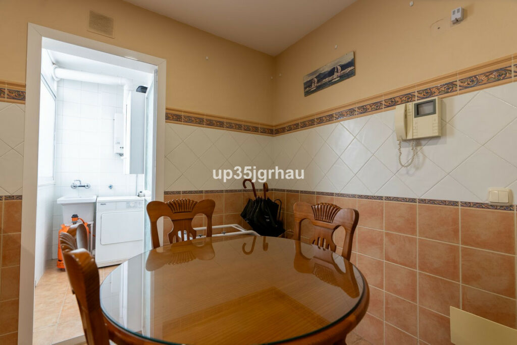 Middle Floor Apartment Estepona Málaga - imagen 6