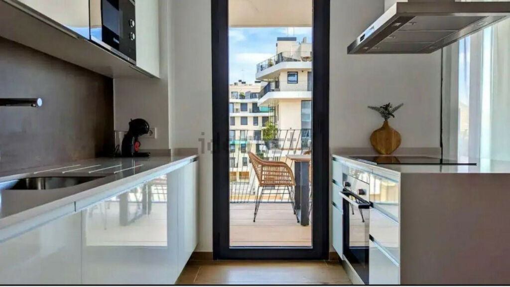Middle Floor Apartment Villajoyosa Alicante - zdjęcie 4