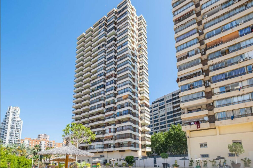 Middle Floor Studio Benidorm Alicante - image 9
