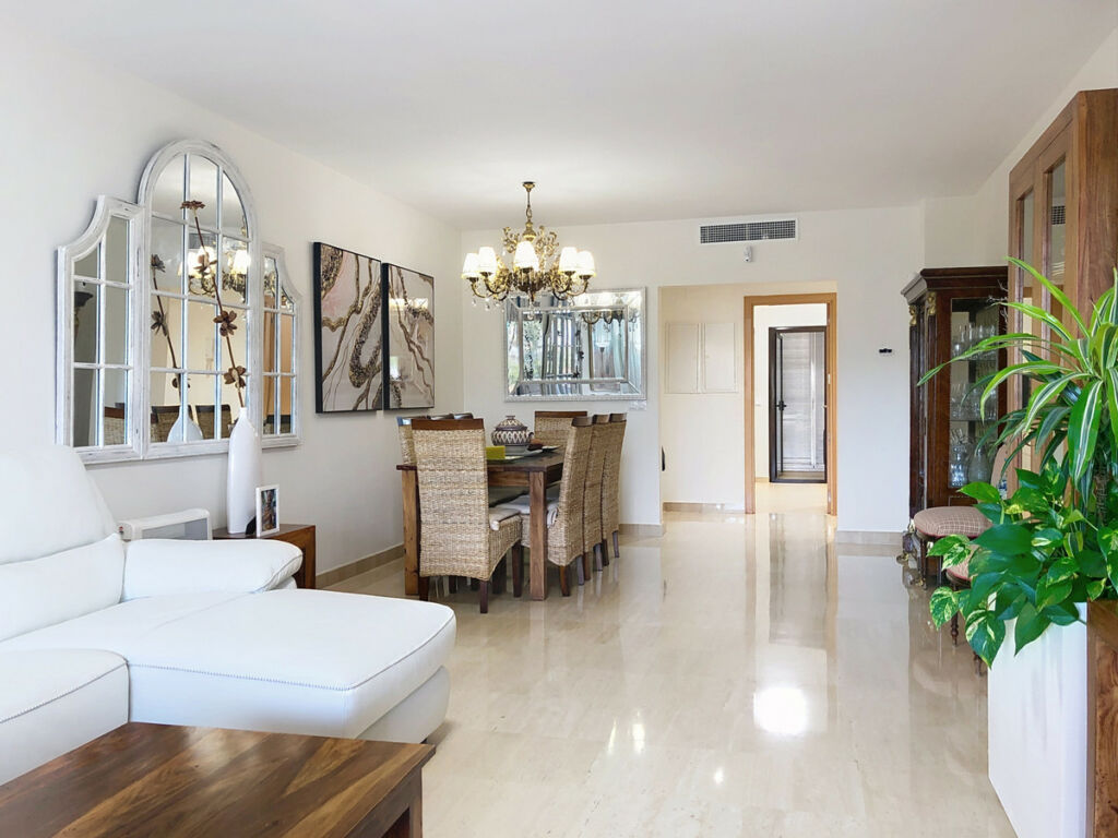 Middle Floor Apartment Estepona Málaga - imagen 12