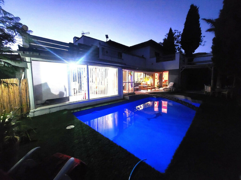 Detached Villa Estepona Málaga - imagen 12