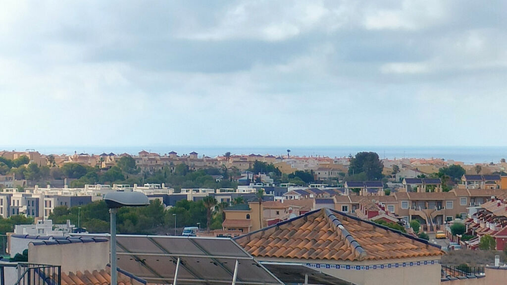 Townhouse Villamartin Alicante - image 15