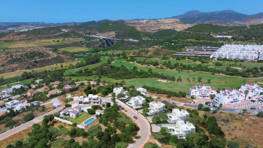 Detached Villa Estepona Málaga - image 17