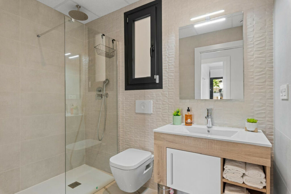 Ground Floor Apartment Los Altos Alicante - image 20