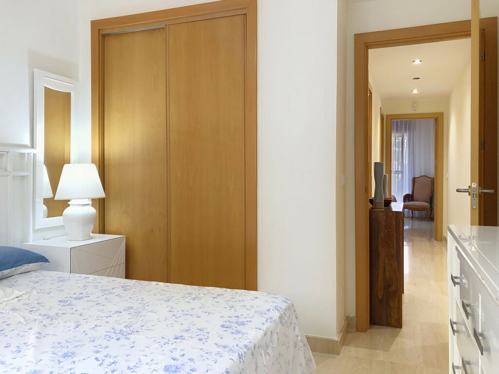 Middle Floor Apartment Estepona Málaga - imagen 27