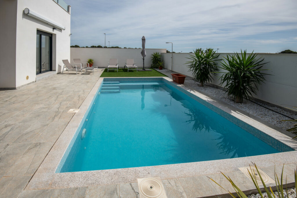 Detached Villa Pinar de Campoverde Alicante - image 30