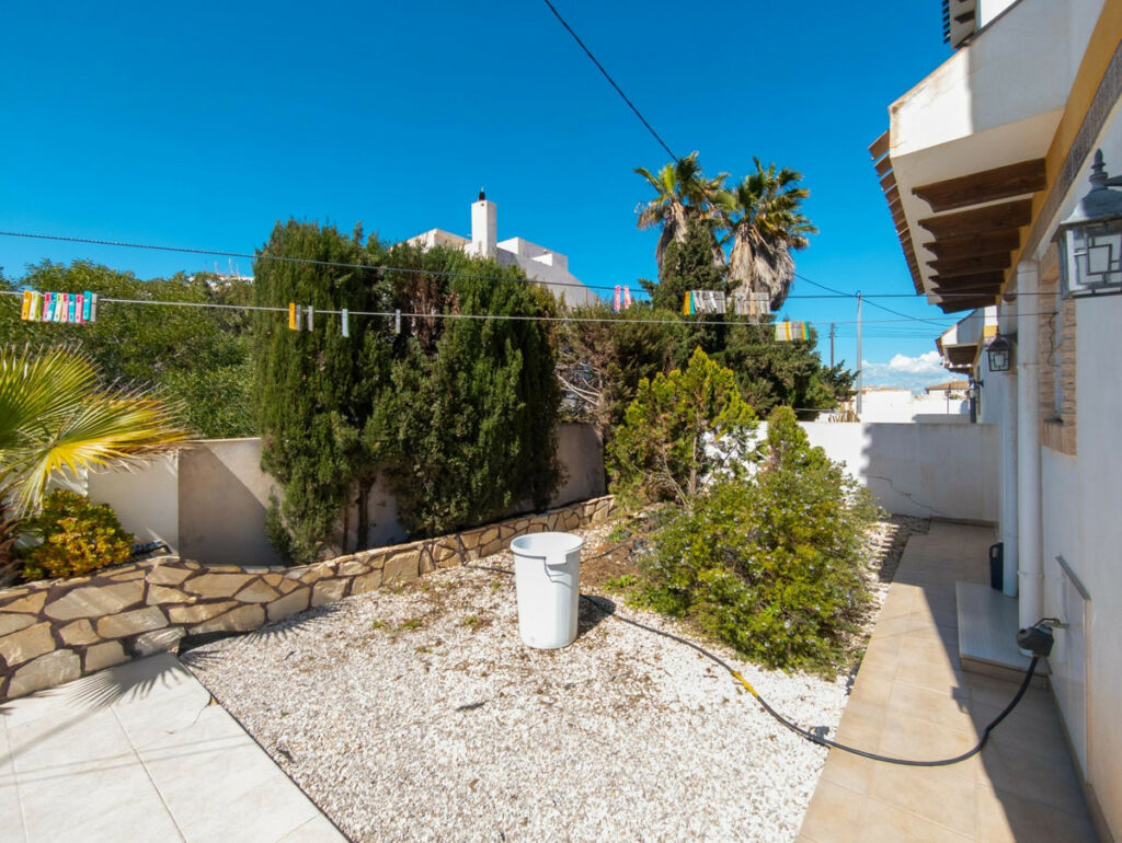 Detached Villa La Mata Alicante - zdjęcie 34