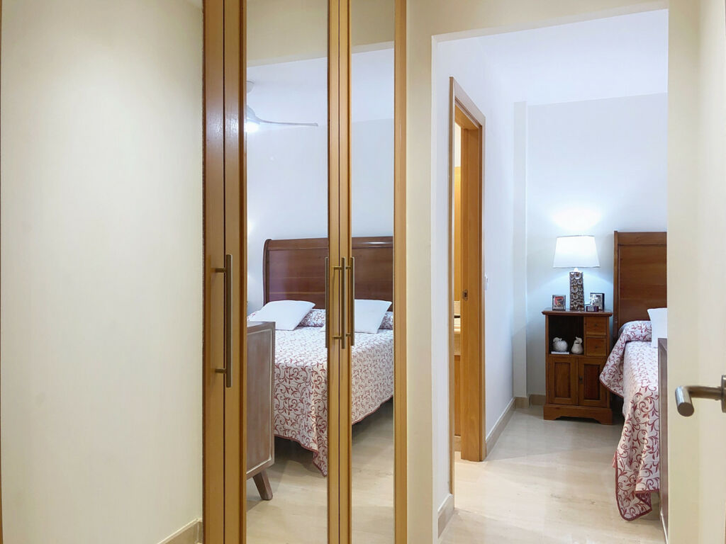 Middle Floor Apartment Estepona Málaga - imagen 34