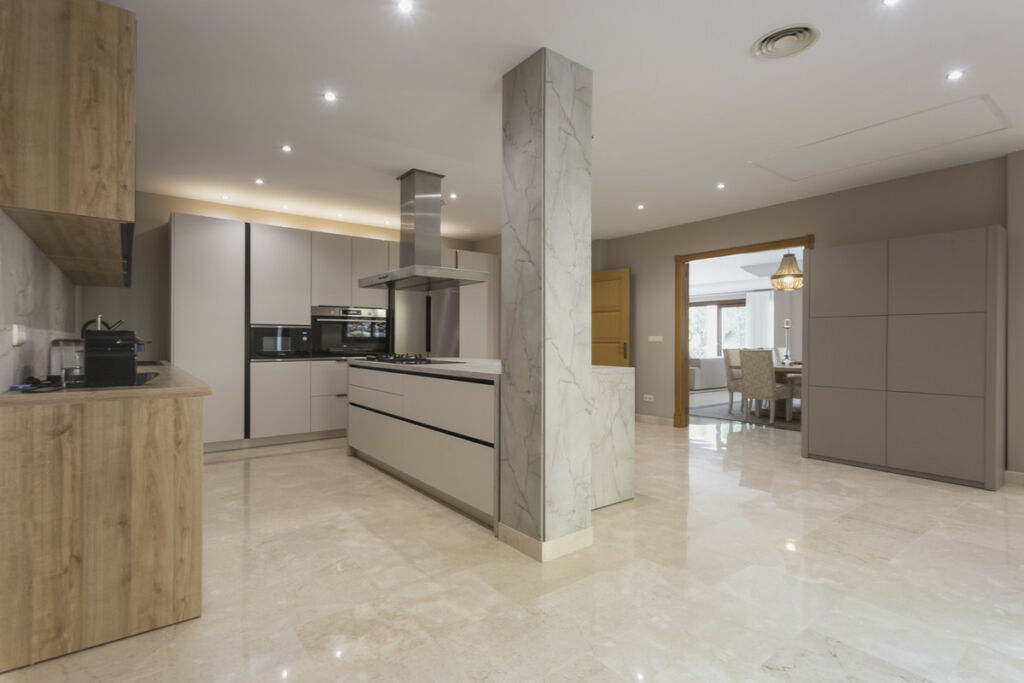 Detached Villa El Madroñal Málaga - zdjęcie 4