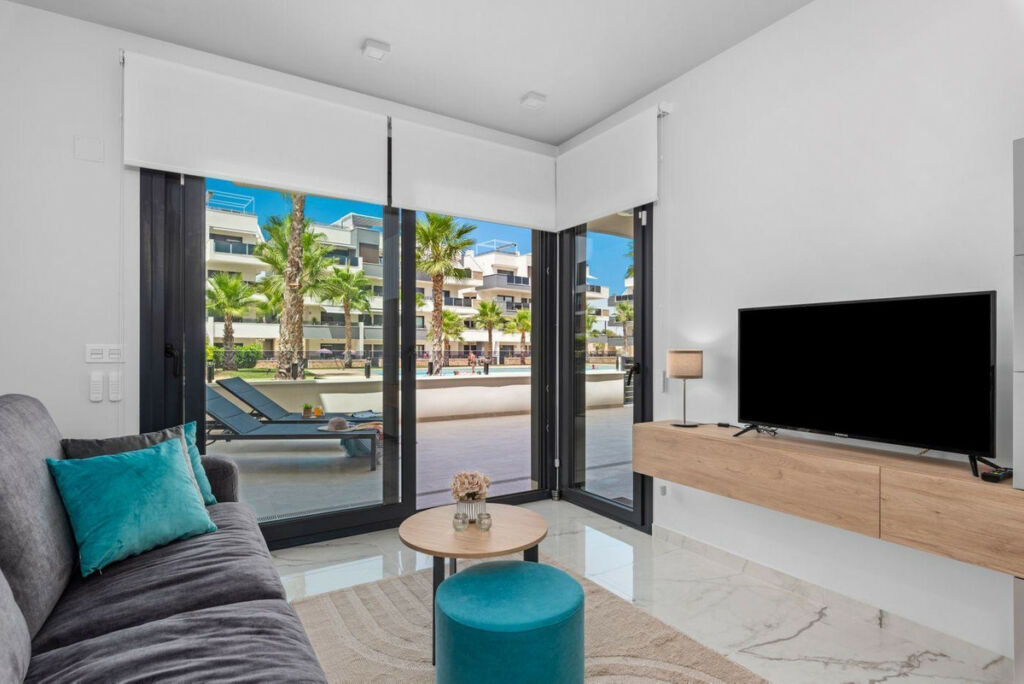 Ground Floor Apartment Los Altos Alicante - image 4