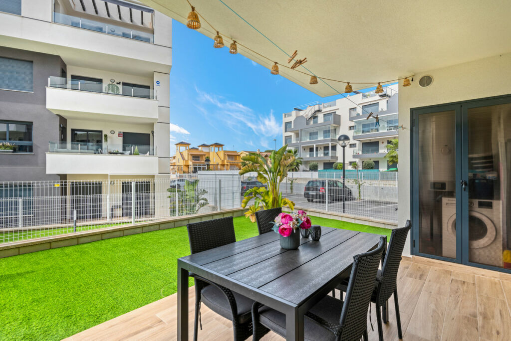 Ground Floor Apartment Villamartin Alicante - Bild 5