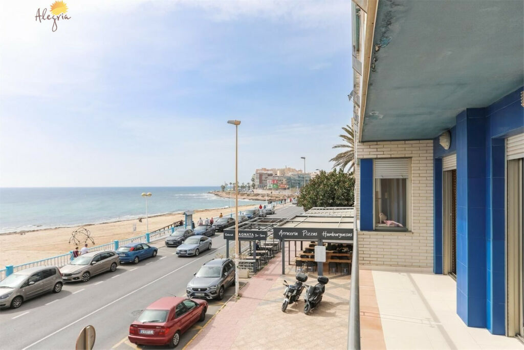 Middle Floor Apartment Torrevieja Alicante - zdjęcie 10