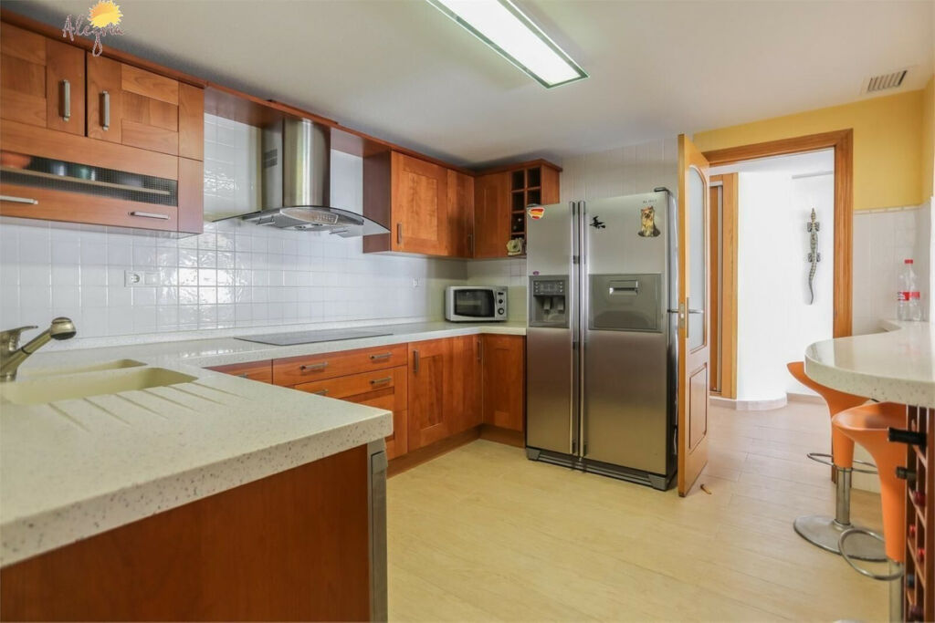 Middle Floor Apartment Torrevieja Alicante - zdjęcie 11