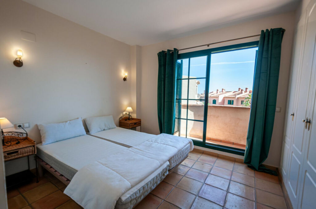 Townhouse Finestrat Alicante - image 10
