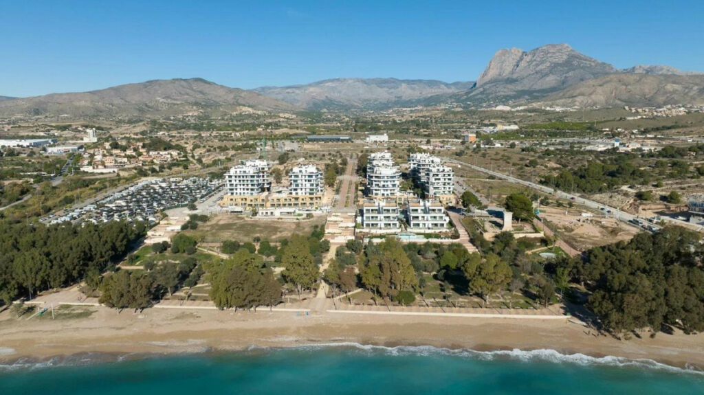 Middle Floor Apartment Villajoyosa Alicante - image 13