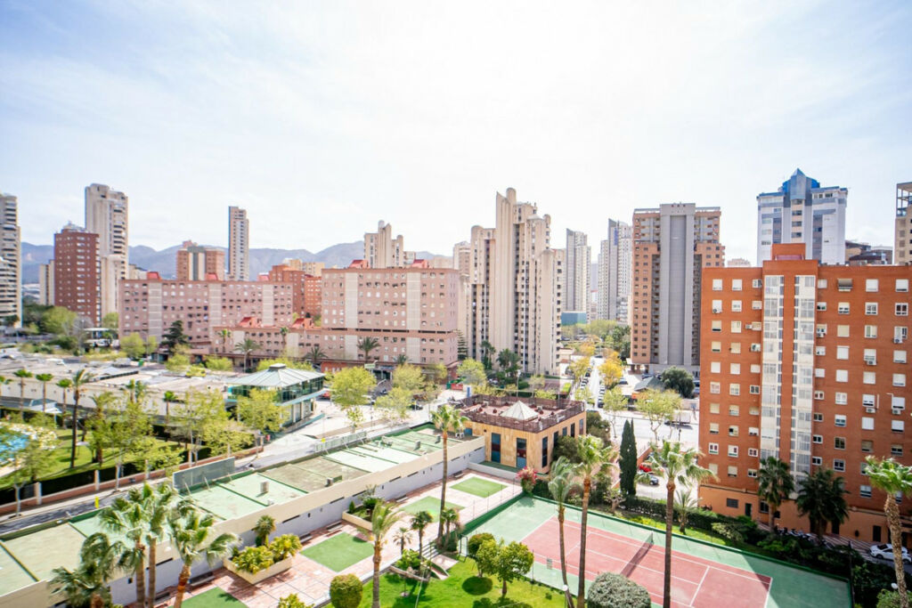 Middle Floor Apartment Benidorm Alicante - Bild 16