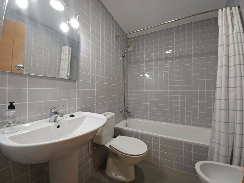 Middle Floor Apartment Los Dolses Alicante - Bild 16