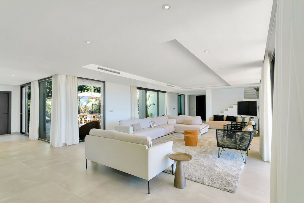 Detached Villa Cabopino Málaga - imagen 4
