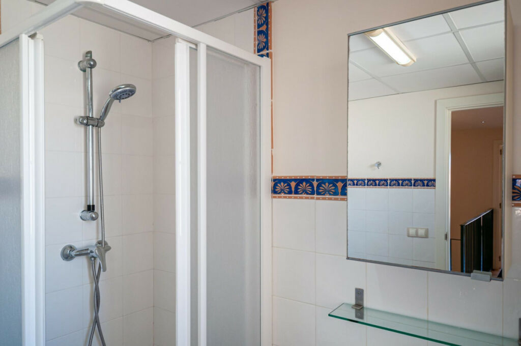 Townhouse Finestrat Alicante - image 16