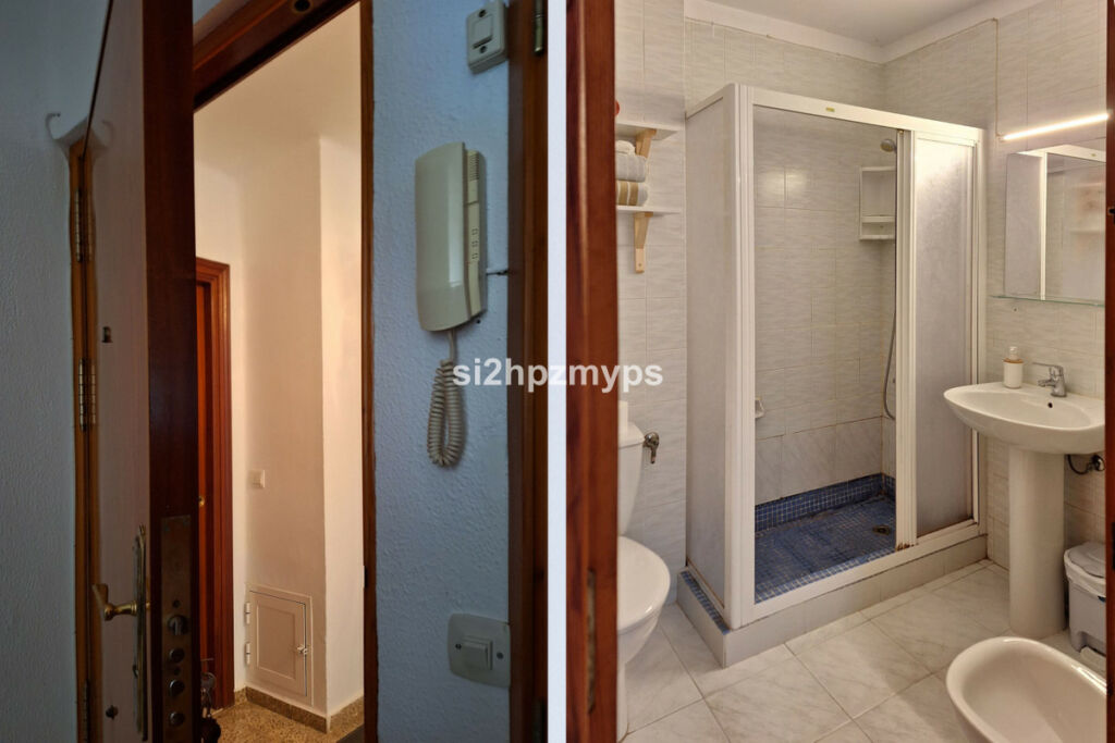 Top Floor Apartment Nerja Málaga - imagen 18