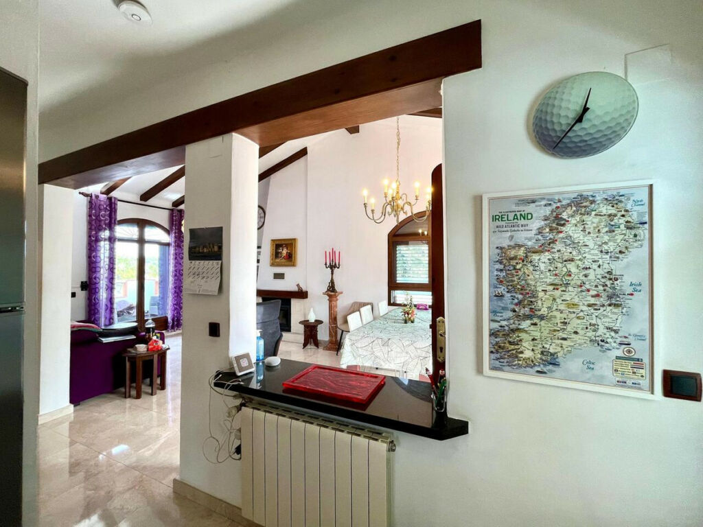 Detached Villa Villamartin Alicante - image 19