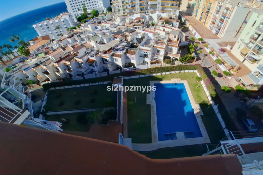 Top Floor Apartment Nerja Málaga - imagen 2