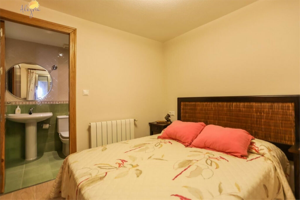 Middle Floor Apartment Torrevieja Alicante - zdjęcie 25