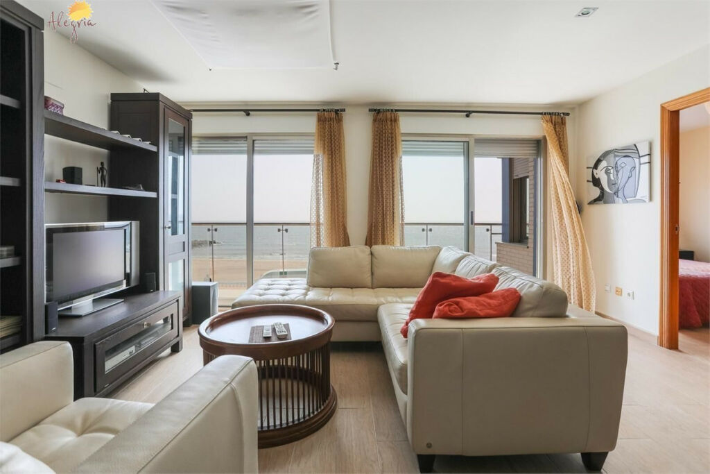 Middle Floor Apartment Torrevieja Alicante - zdjęcie 3