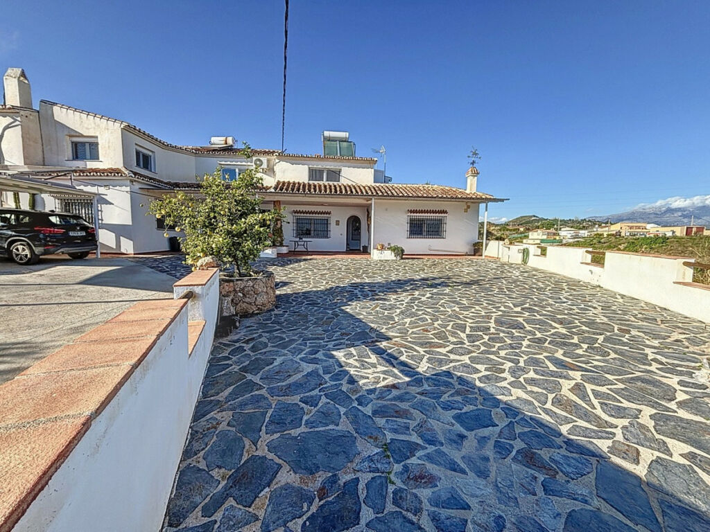Detached Villa Almayate Málaga - Bild 3