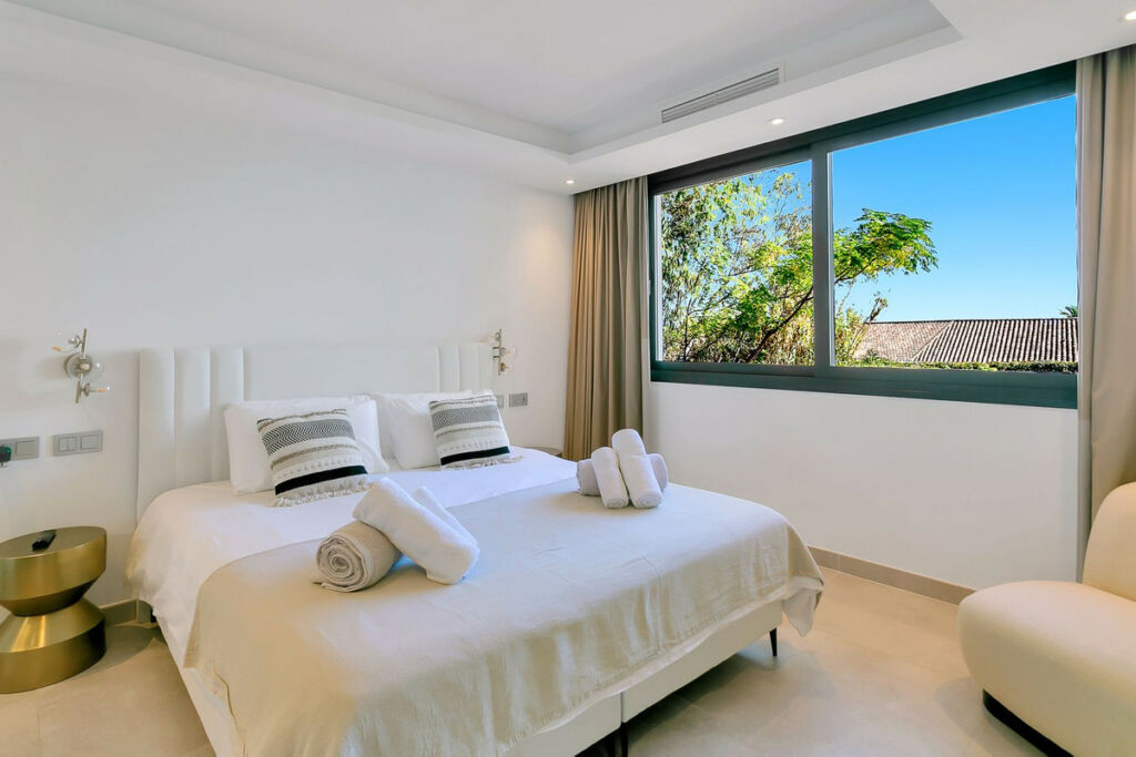 Detached Villa Cabopino Málaga - imagen 47