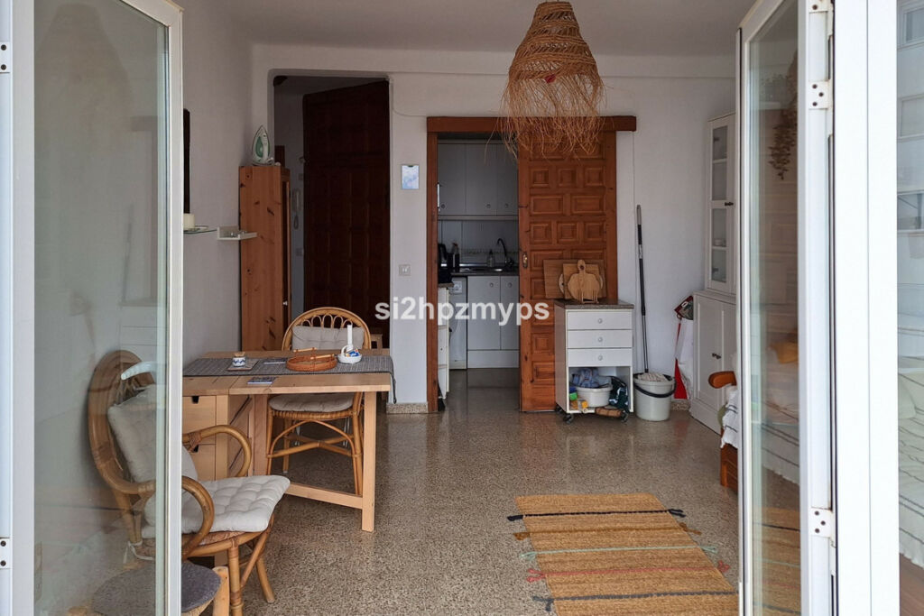 Top Floor Apartment Nerja Málaga - imagen 6