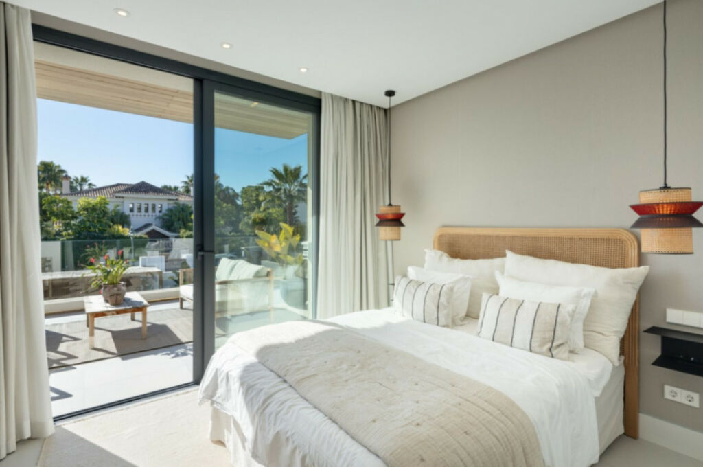 Detached Villa Marbella Málaga - imagen 9