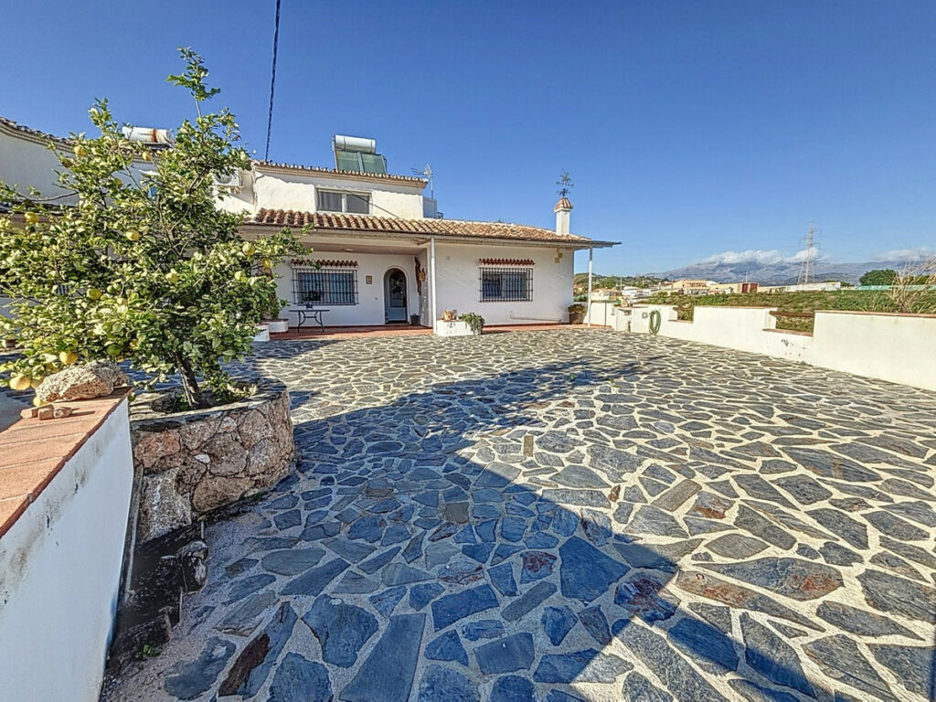 Detached Villa Almayate Málaga - Bild 9