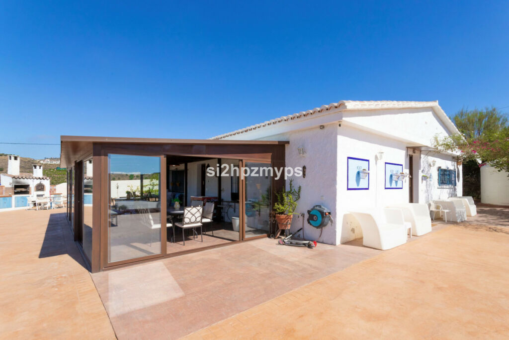 Detached Villa Almayate Málaga - imagen 9