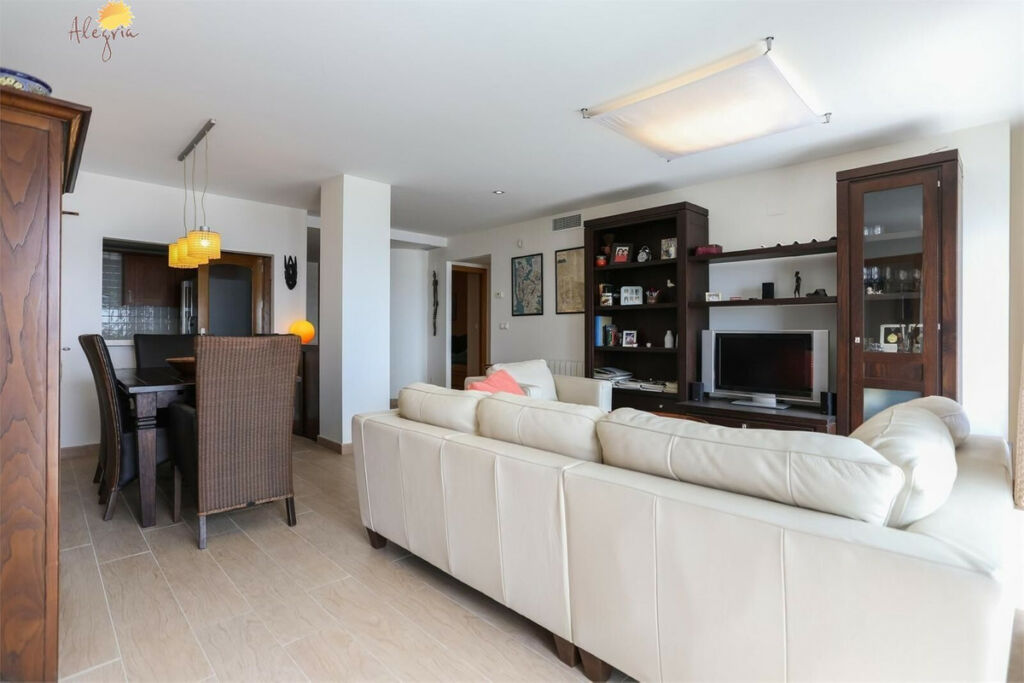 Middle Floor Apartment Torrevieja Alicante - zdjęcie 9