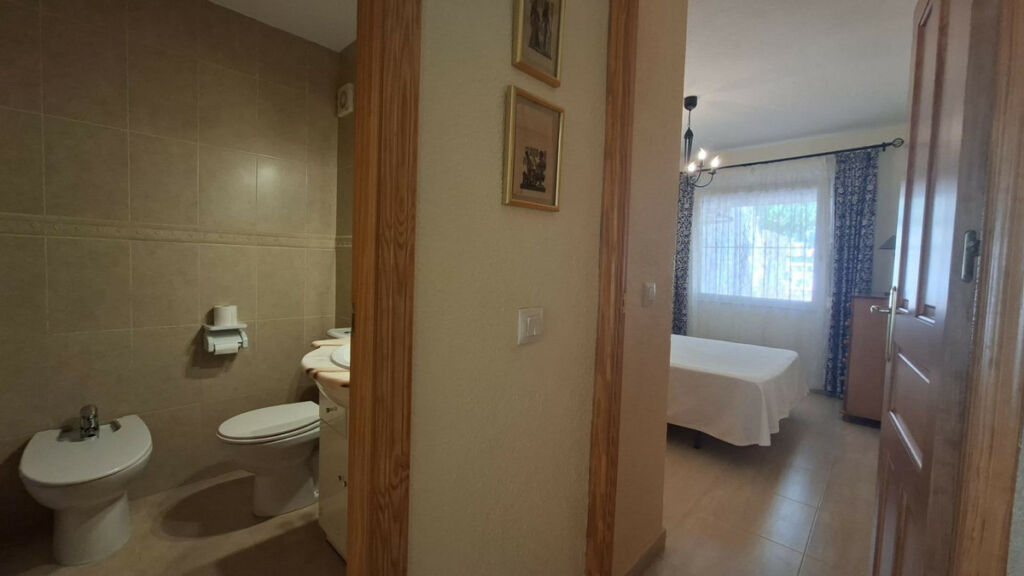 Ground Floor Apartment Campoamor Alicante - image 11