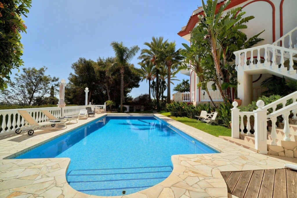 Detached Villa Las Chapas Málaga - Bild 10