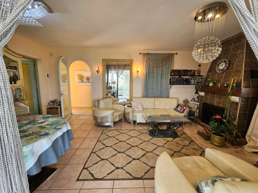 Detached Villa Adsubia Alicante - imagen 12