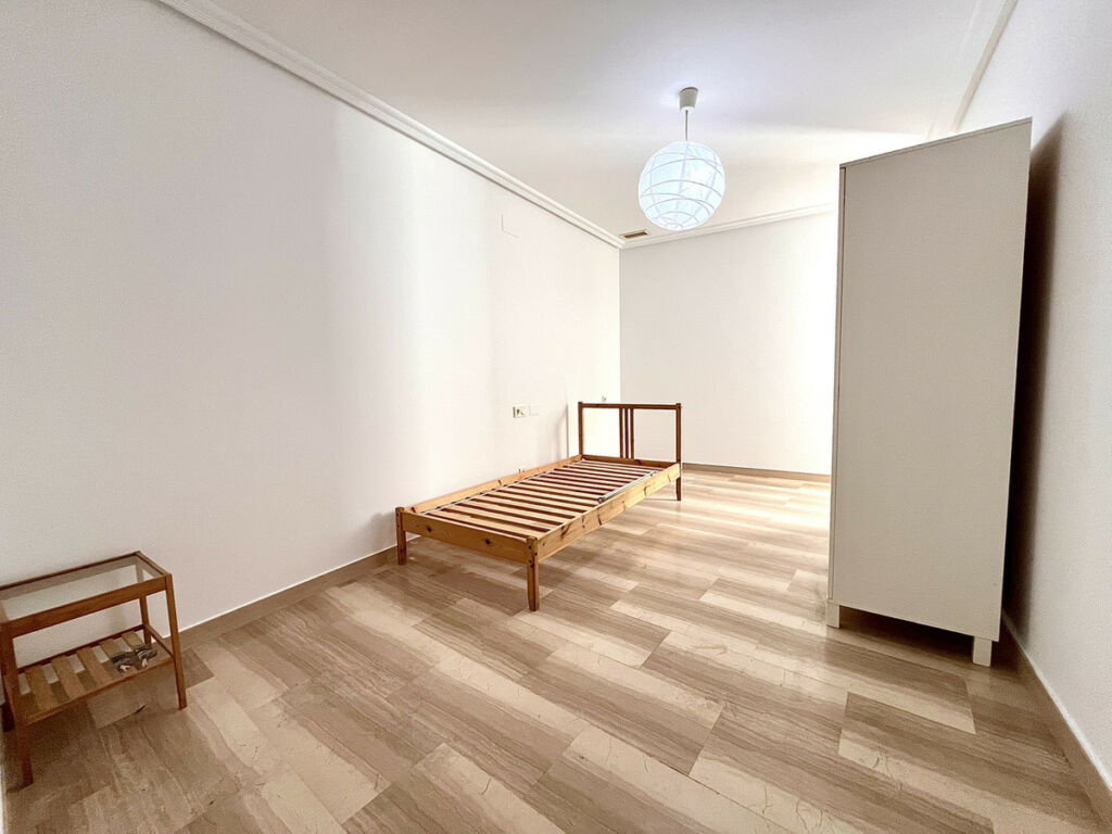 Middle Floor Apartment Santa Pola Alicante - Bild 12