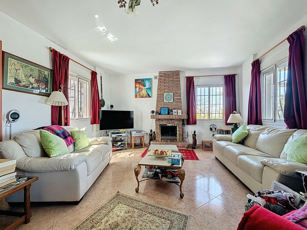 Detached Villa Canillas de Aceituno Málaga - Bild 12