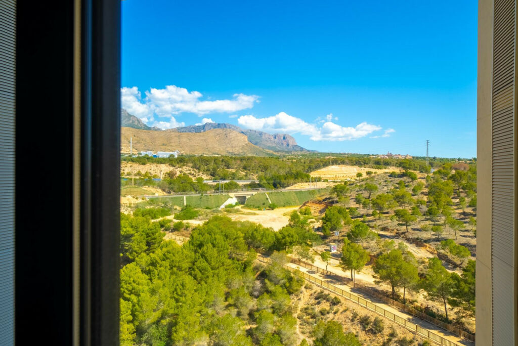 Middle Floor Apartment Benidorm Alicante - Bild 16