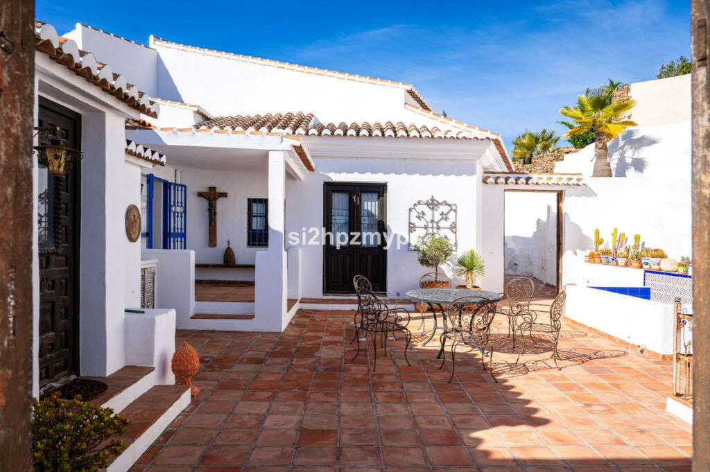 Detached Villa Sayalonga Málaga - Bild 15