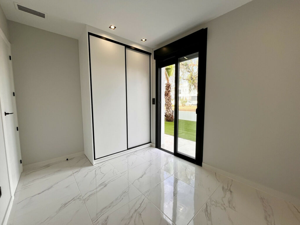 Ground Floor Apartment Playa Flamenca Alicante - zdjęcie 15