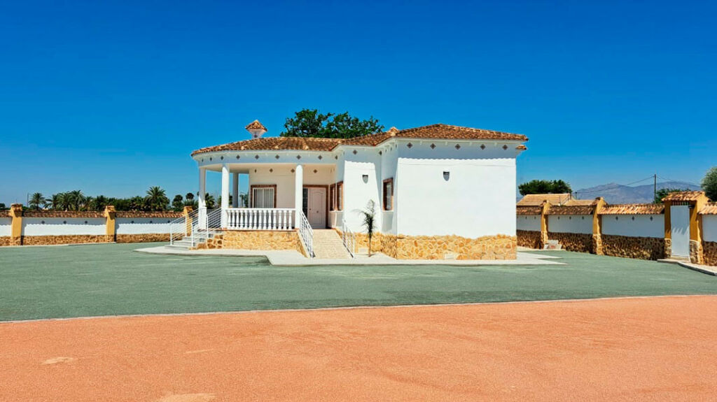 Detached Villa Catral Alicante - image 17