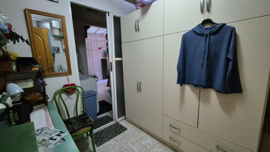 Middle Floor Apartment Torrevieja Alicante - imagen 18